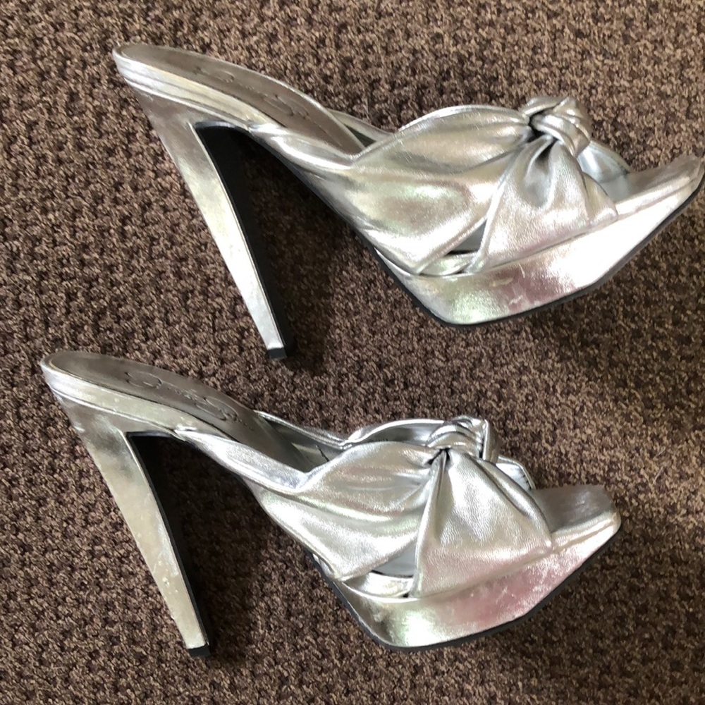 Jessica Simpson Silver Heels